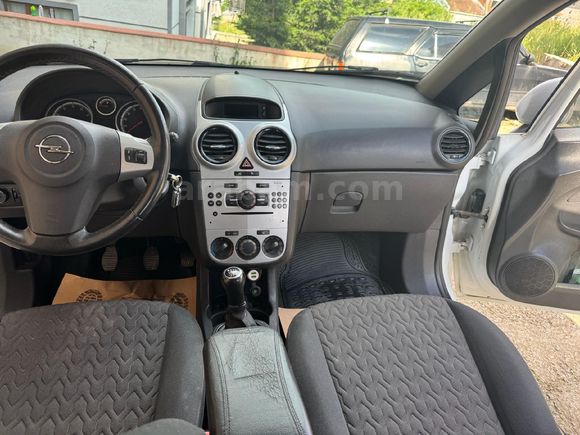 Sahibinden Opel Corsa 1.4 Twinport Active 2013 Model