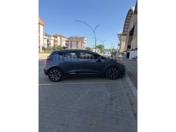 Sahibinden Renault Clio 0.9 TCe Touch 2019 Model 