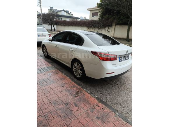 Sahibinden Renault Latitude 1.5 dCi Executive 2011 Model