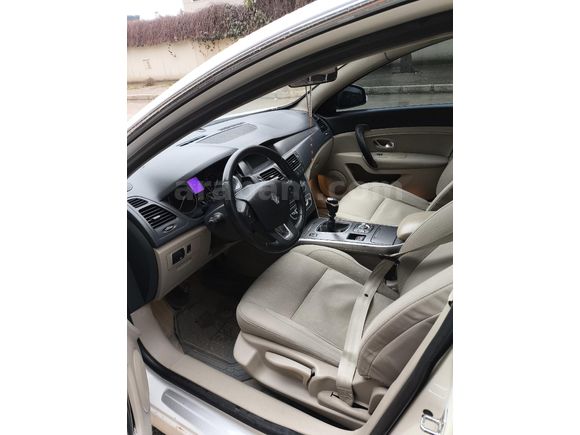 Sahibinden Renault Latitude 1.5 dCi Executive 2011 Model