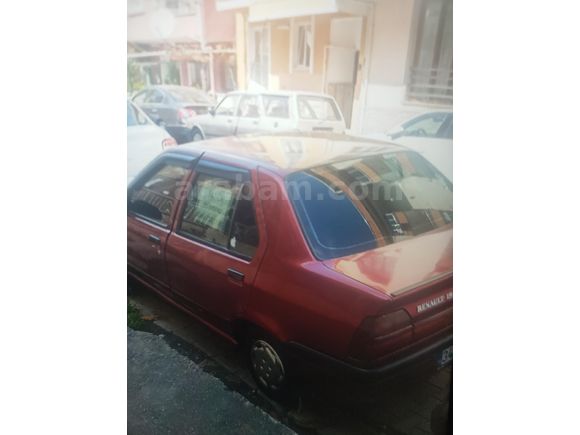 Sahibinden Renault R 19 1.6 Europa Rne 1999 Model  260.000 km Bordo