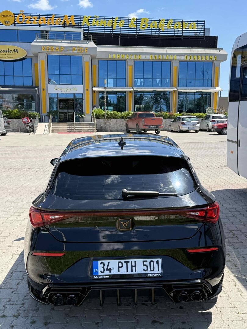 Sahibinden Cupra Leon 1.5 eTSI Standart 2023 Model İstanbul 86.000 km Siyah 6