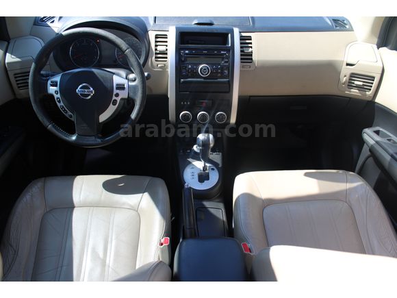 Nissan X-Trail  2.0DCİ PLATİNUM 4X4 