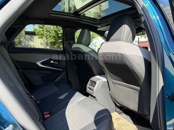 Sahibinden Peugeot e-3008 Allure 2024 Model 