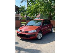 Sahibinden Renault Megane 1.4 Authentique 2005 Model  248.000 km Kırmızı