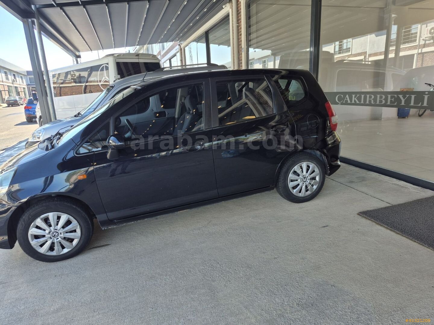 Galeriden Honda Jazz 1.4 ES 2008 Model Ordu 215.000 km Siyah 4
