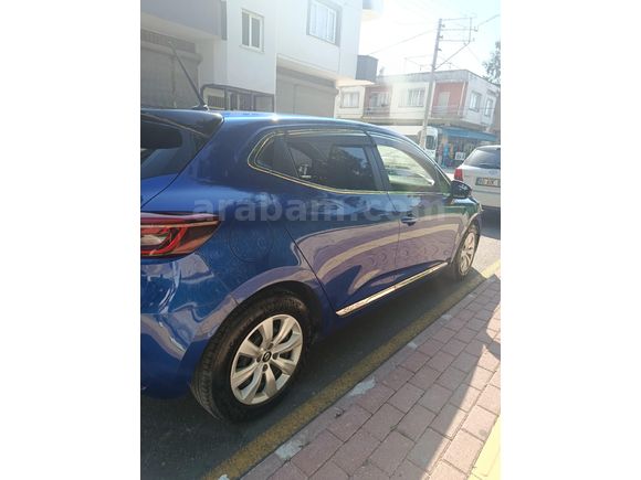 Renault Clio 1.0 SCe Joy 2023 Pazarlıksız