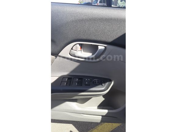 Sahibinden Honda Civic 1.6i VTEC Eco Elegance 2015 Model