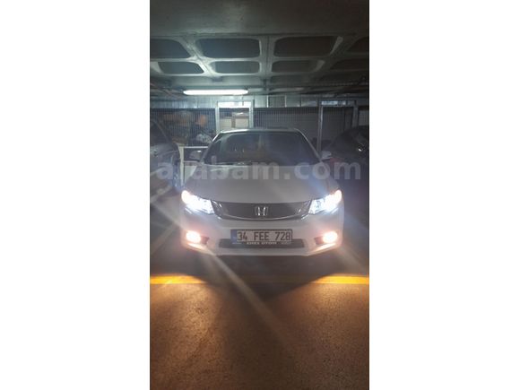 Sahibinden Honda Civic 1.6i VTEC Eco Elegance 2015 Model