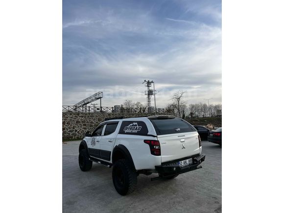 Sahibinden Mitsubishi L 200 4x4 Storm 2015 Model 