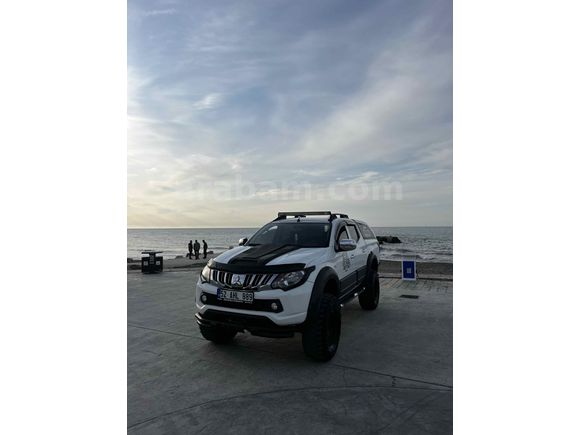 Sahibinden Mitsubishi L 200 4x4 Storm 2015 Model 