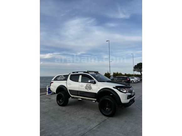 Sahibinden Mitsubishi L 200 4x4 Storm 2015 Model 