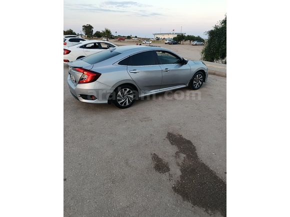 Sahibinden Honda Civic 1.6i VTEC Eco Elegance 2017 Model