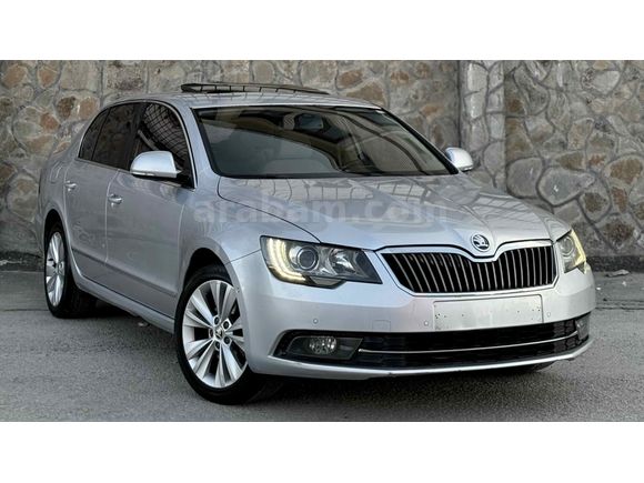 Galeriden Skoda SuperB 1.6 TDI Prestige 2013 Model Van