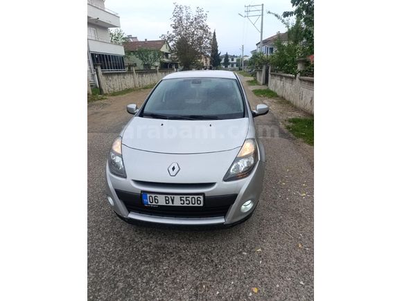 clio 3 2009 dynamique