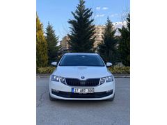 SKODA OCTAVİA 2018 HATASIZ BOYASIZ DEĞİŞENSİZ  BAKIMLI KUSURSUZ TEMİZLİKTE 