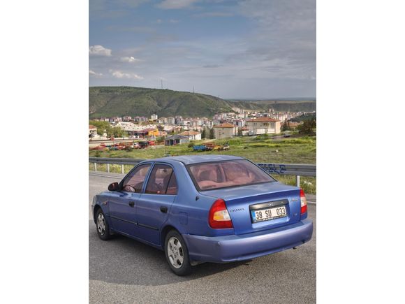 Sahibinden |2002 Accent |Değişensiz | Klimalı | 227 Bin KM