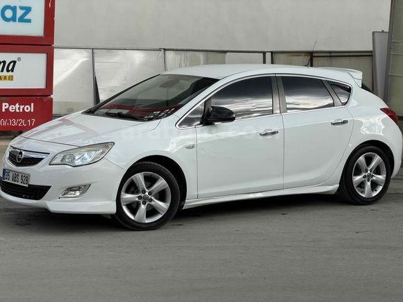 Sahibinden Opel Astra 1.4 T Enjoy Plus 2012 Model Hakkari 190.000 km Beyaz