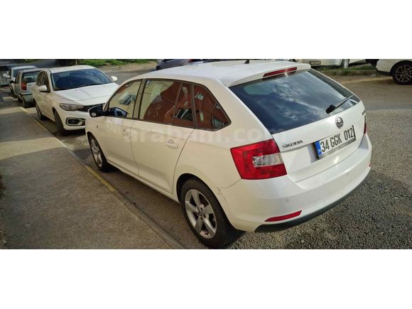 Sahibinden Skoda Rapid 1.6 CR TDI Spaceback Elegance 2014 Model 