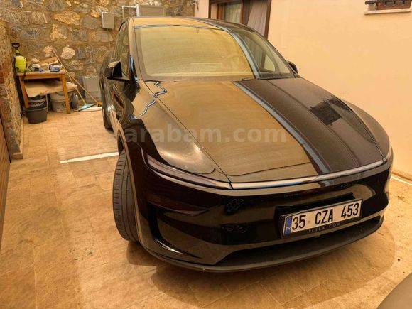 2025 tesla premium G.OTOPİLOTcam tavan 8700 km