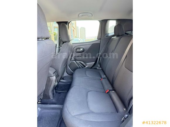 MODEL 2020 Renegade 1.6 Multijet 4*2 Longitude DDCT