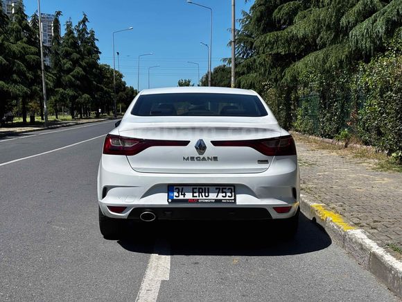 Sahibinden Renault Megane 1.5 dCi Touch 2017 Model  255.000 km Beyaz