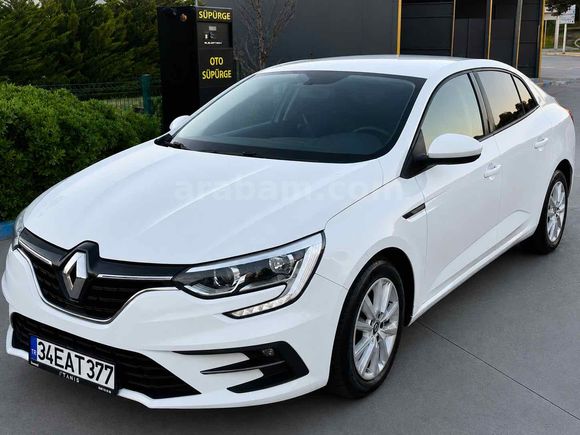Sahibinden Renault Megane 1.5 Blue DCI Joy 2021 Model  155.000 km Beyaz