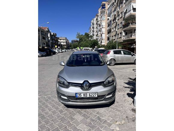Sahibinden Renault Megane 1.6 Touch Plus 2015 Model 