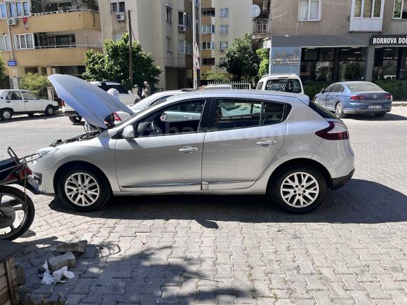 Sahibinden Renault Megane 1.6 Touch Plus 2015 Model 
