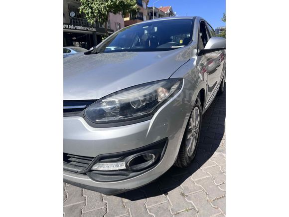 Sahibinden Renault Megane 1.6 Touch Plus 2015 Model 
