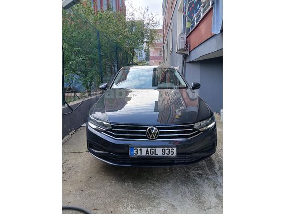 Sahibinden Volkswagen Passat 1.5 TSi Business 2021 Model  81.500 km Füme
