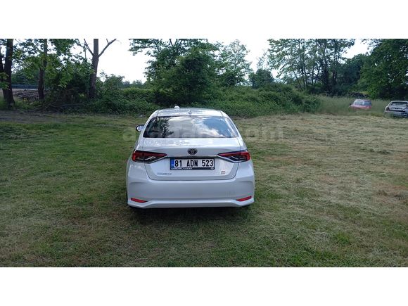 Sahibinden Toyota Corolla 1.5 Dream X-Pack 2023 Model Düzce 24.000 km Beyaz