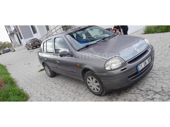 Sahibinden Renault Clio 1.4 RNA 2001 Model Konya