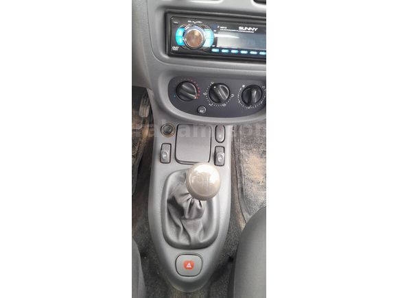 Sahibinden Renault Clio 1.4 RNA 2001 Model Konya