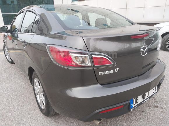 Öğretmenden Mazda 3 1.6 Touring 2010-Otomatik