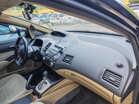 Sahibinden Honda Civic 1.6i VTEC Premium 2009 Model