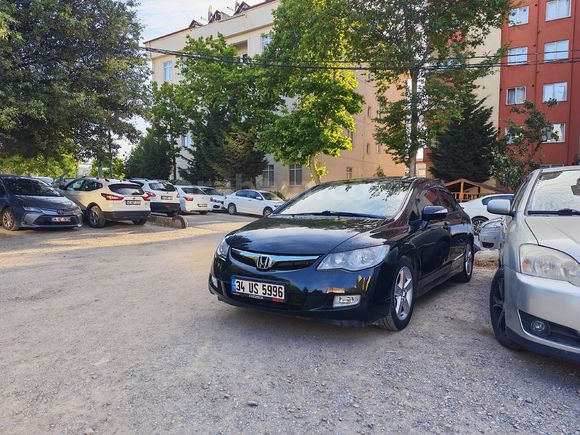 Sahibinden Honda Civic 1.6i VTEC Premium 2009 Model
