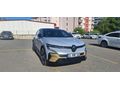 Sahibinden Renault Megane E-Tech Iconic 2024 Model