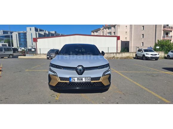 Sahibinden Renault Megane E-Tech Iconic 2024 Model