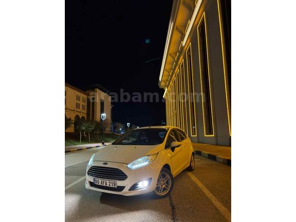 Sahibinden Ford Fiesta 1.4 Titanium 2013 Model  182.000 km Beyaz