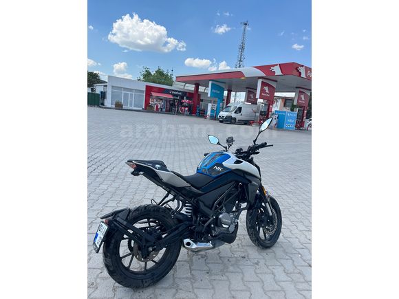 3500 km tertemiz 250 nk  2 kask 2 intercom hediye