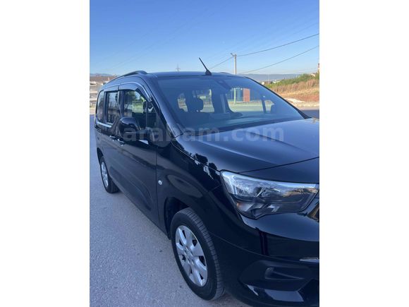 Sahibinden Opel Combo 1.5 CDTI Edition 2023 Model 