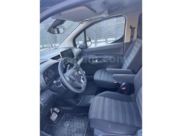 Sahibinden Opel Combo 1.5 CDTI Edition 2023 Model 