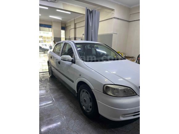 Sahibinden Opel Astra 1.4 GL 2001 Model  248.000 km Beyaz