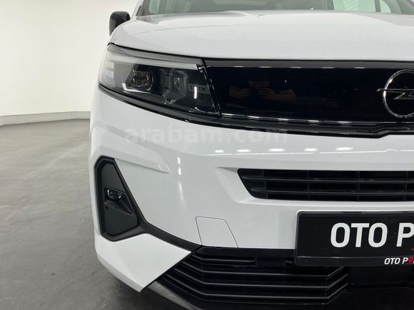 otomobil Opel Combo 1.5 D Essential