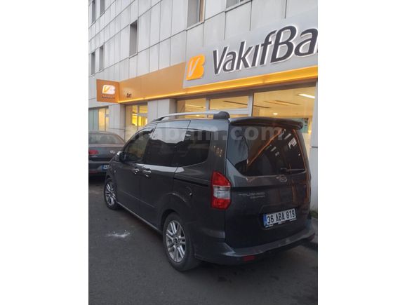 Sahibinden Ford Tourneo Courier 1.5 TDCi Titanium plus  2020 Model  45.000 km Füme