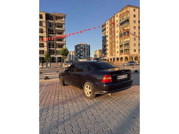 Sahibinden Opel Vectra 1.6 GL 1998 Model 