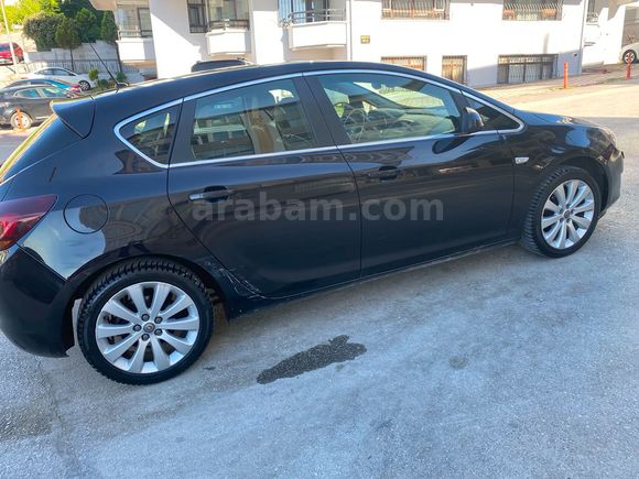 Galeriden Opel Astra 1.6 Cosmo 2011 Model Ankara