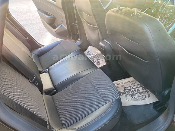 Galeriden Opel Astra 1.6 Cosmo 2011 Model Ankara