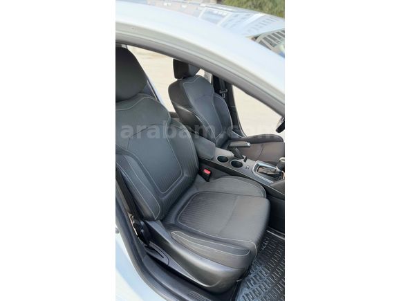 Galeriden Renault Megane 1.5 dCi Touch 2017 Model Antalya